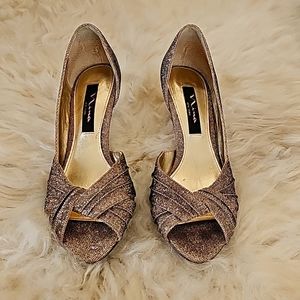 Nina New York golden tone glitter heels shoes leather sole Size 7